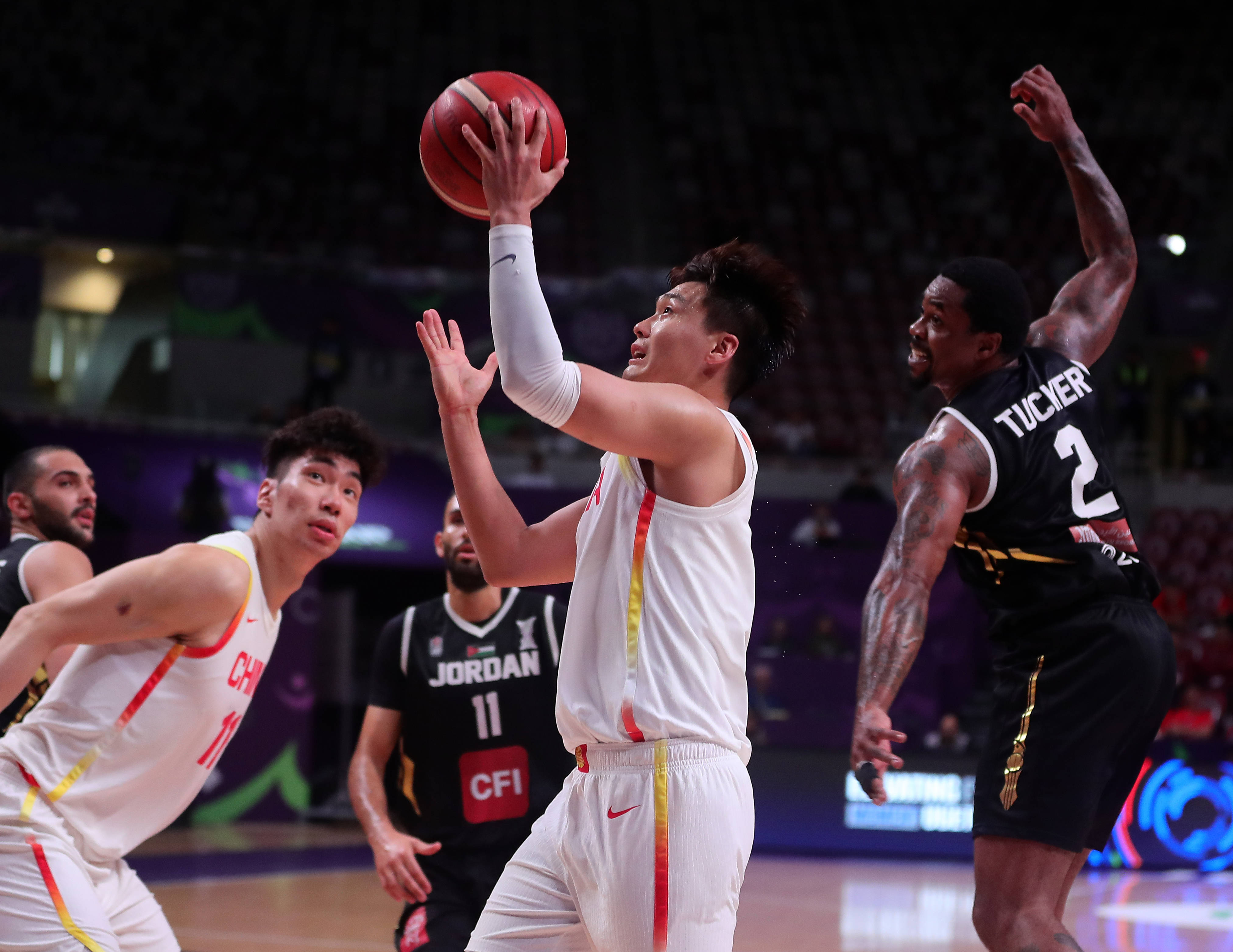 亚洲杯篮球赛新帅上任，球队迎来新气象的简单介绍