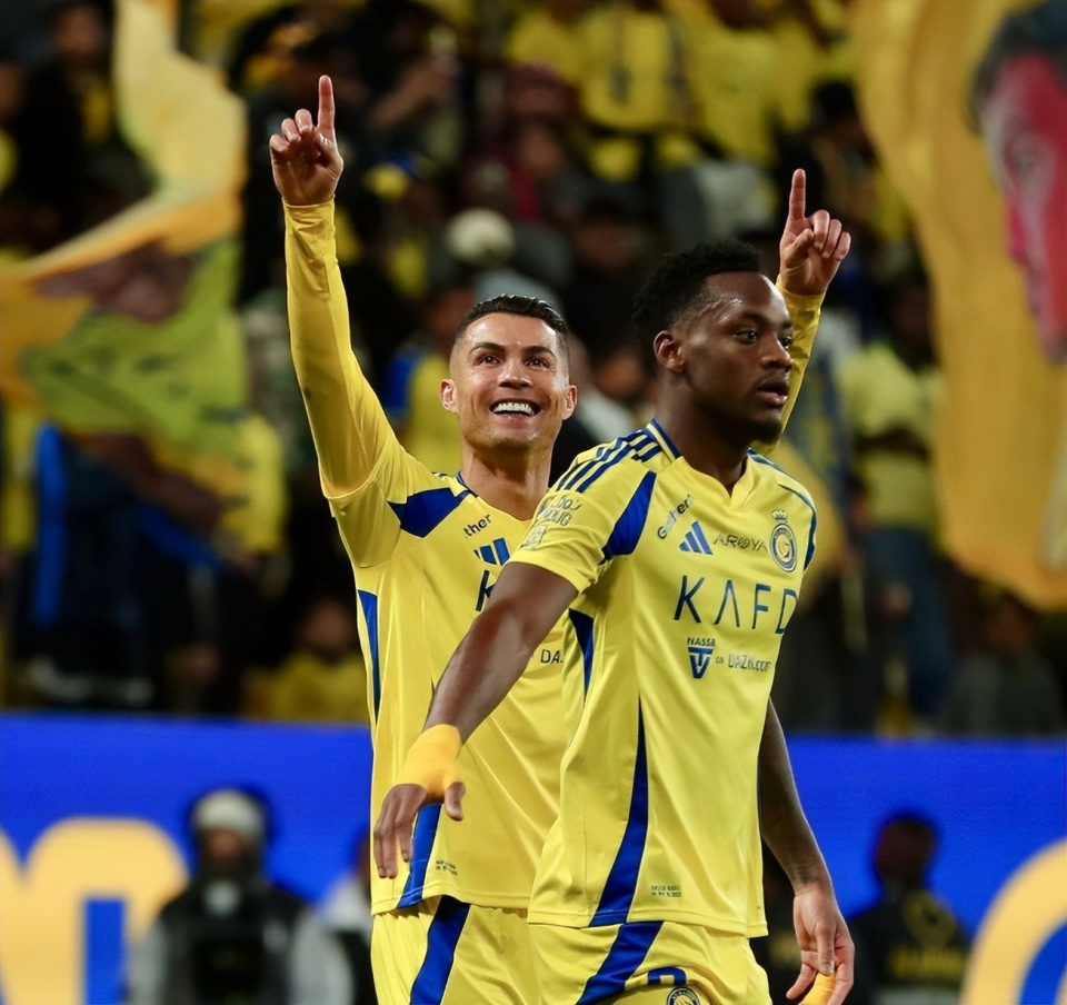 勒沃库森逆转哥伦比亚，C罗状态火热的简单介绍