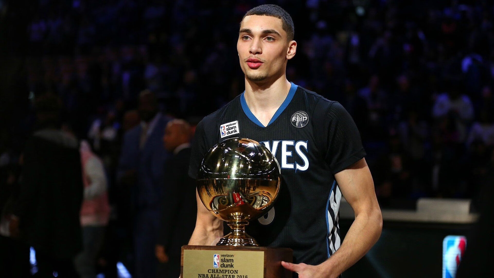 奥恰洛夫创纪录之夜，波兰队碾压韩国队展现乒乓新格局